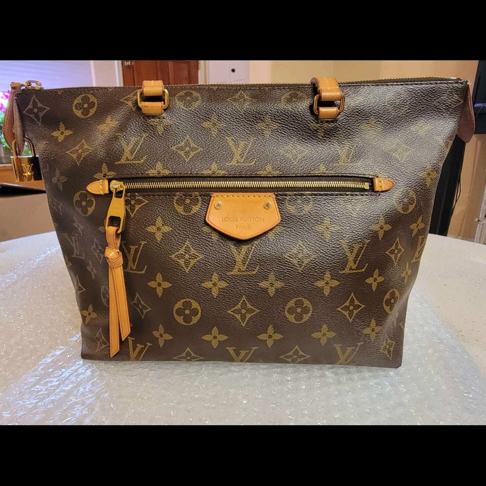 Iena Tote Monogram Canvas PM